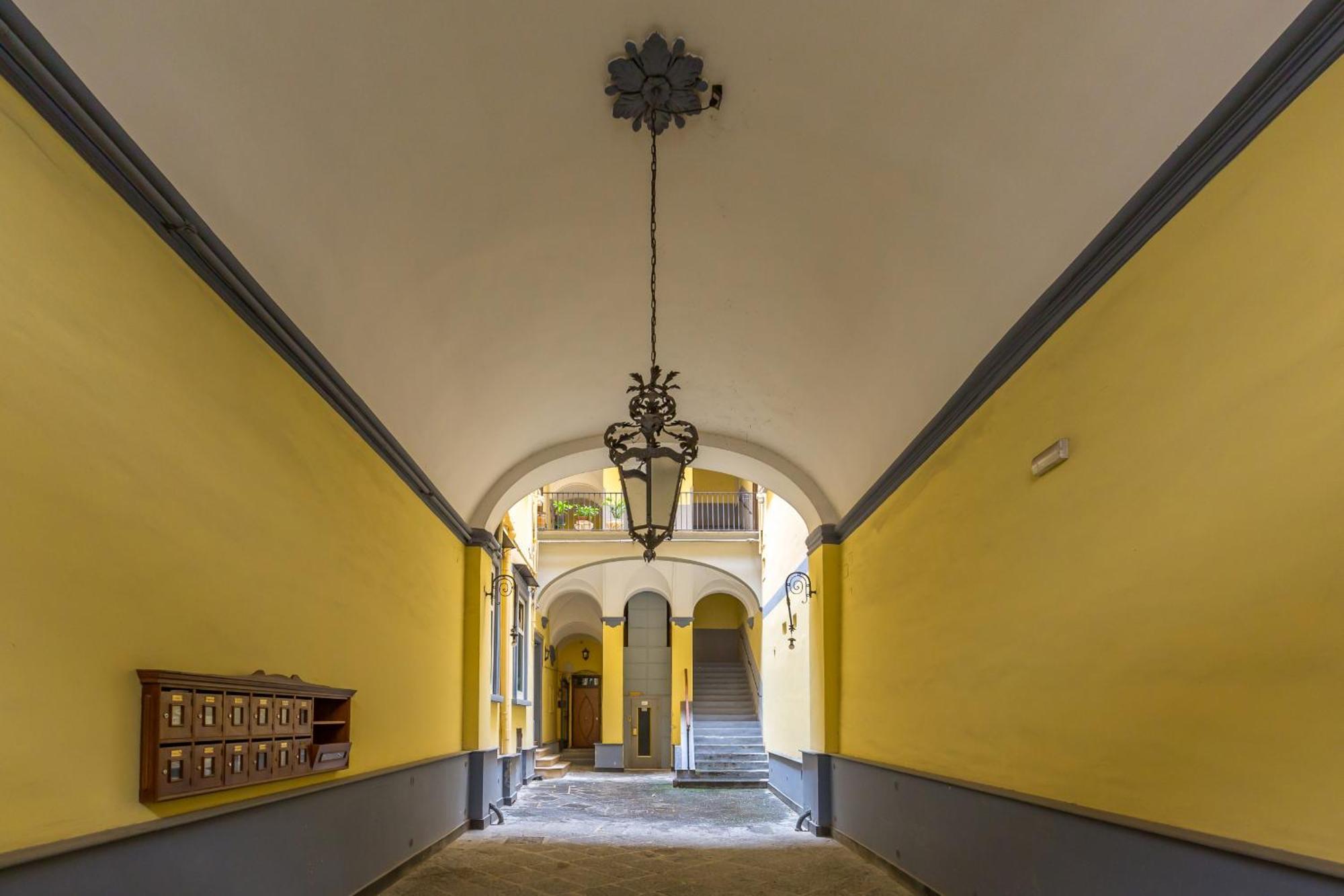 Chiatamone Design By Wonderful Italy Naples