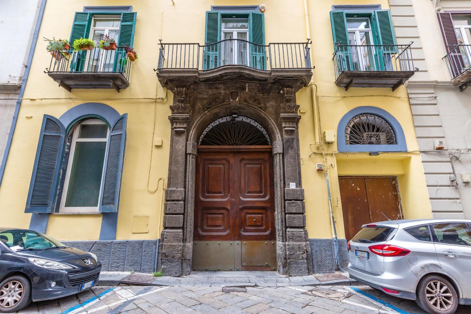 Apartment Chiatamone Design By Wonderful Italy